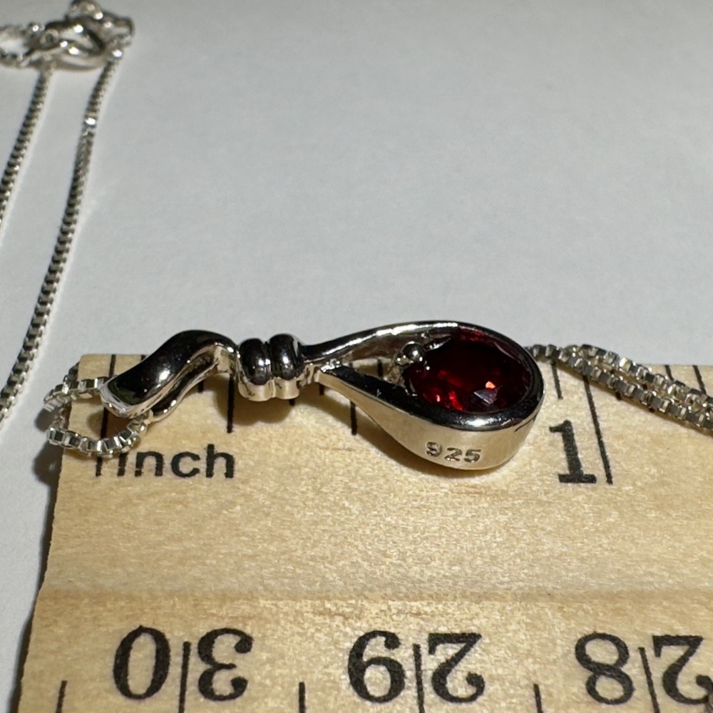 Vintage Unique Garnet Sterling Silver 925 Pendant with 14K gold Rhodium Finish - Picture 4 of 10